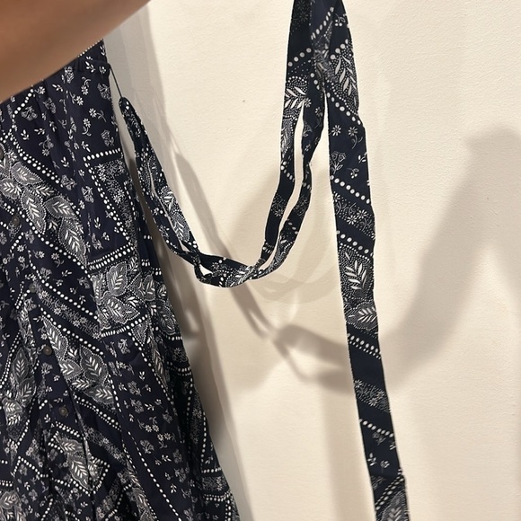 Gap Handkerchief hem button front midi dress navy white botanical foliage print - Picture 6 of 8